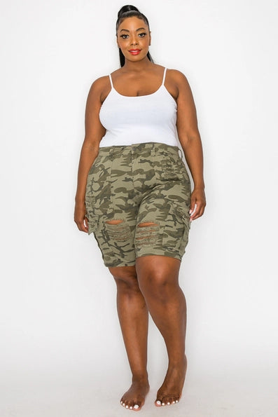 Plus Size Curvy Distressed Camo Cargo Shorts 5025P